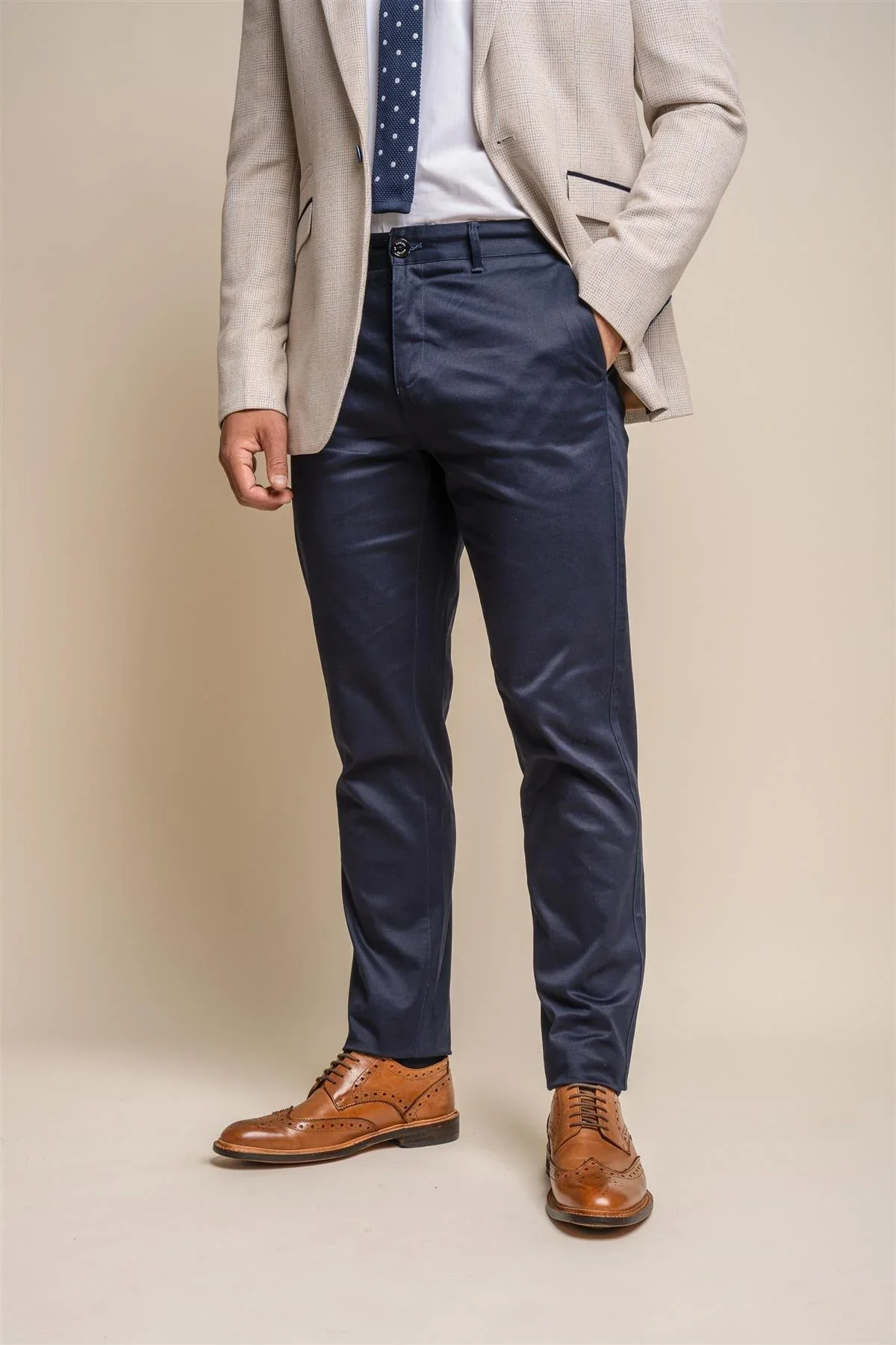 Albert Brown with Dakota Chino - Image 6