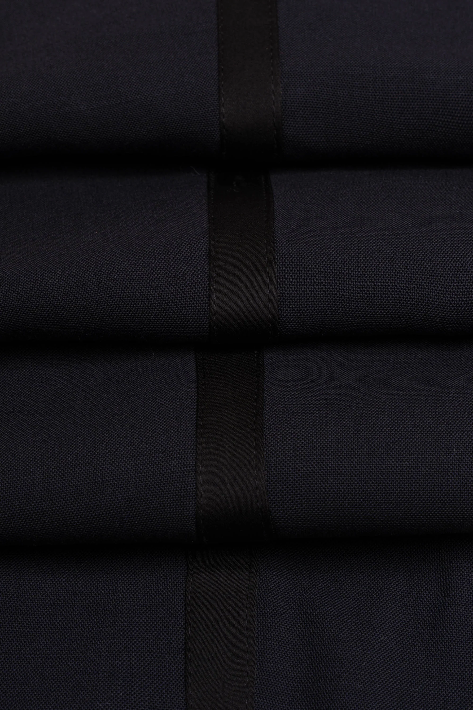 Aspen Midnight Navy Two Piece Suit - Image 10
