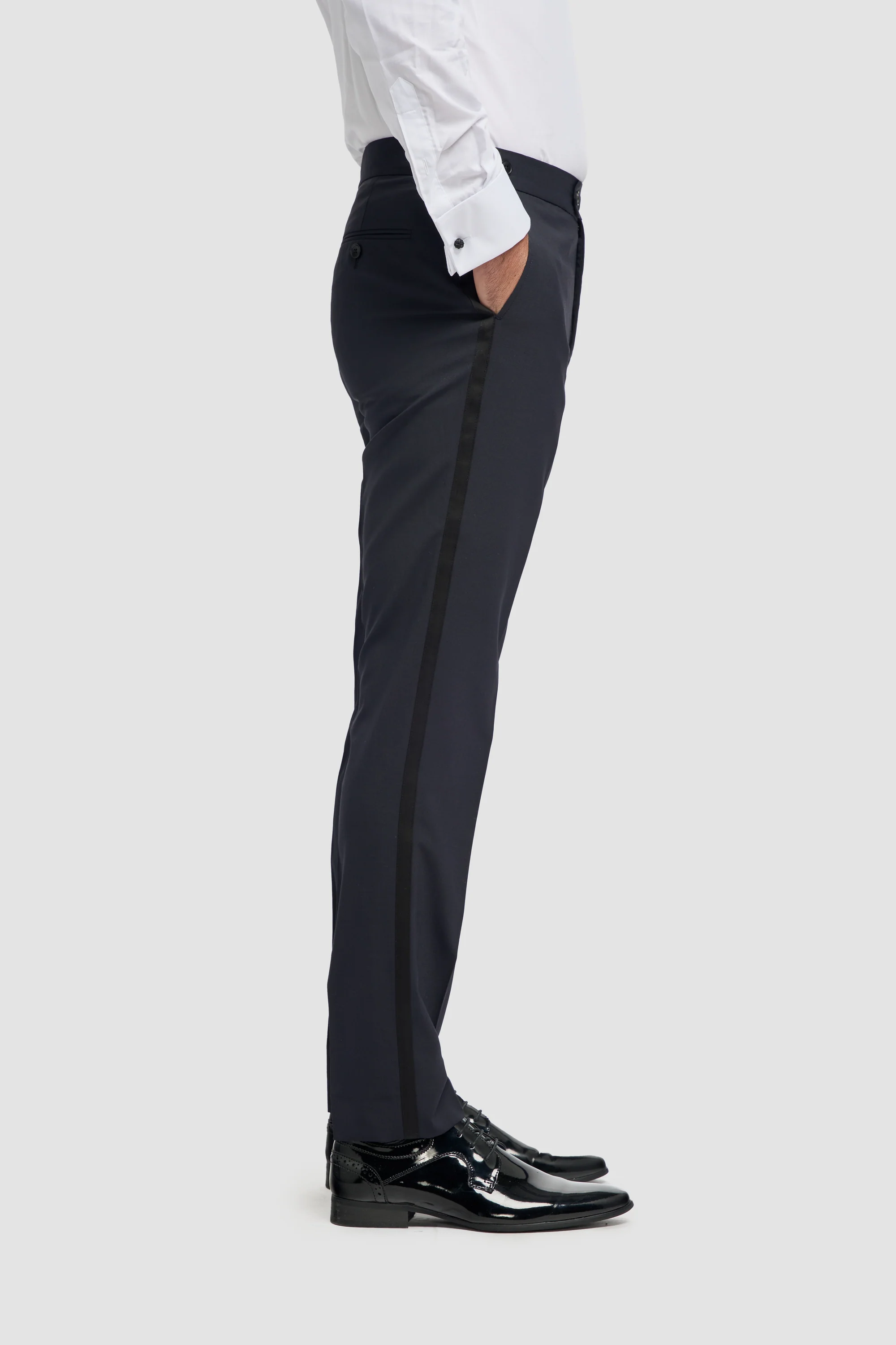 Aspen Midnight Navy Two Piece Suit - Image 7
