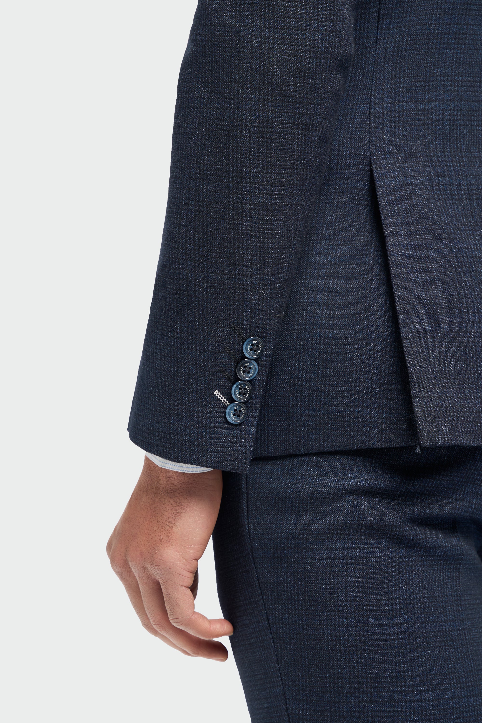 Caridi Navy Double Breasted Two Piece Suit - Image 4