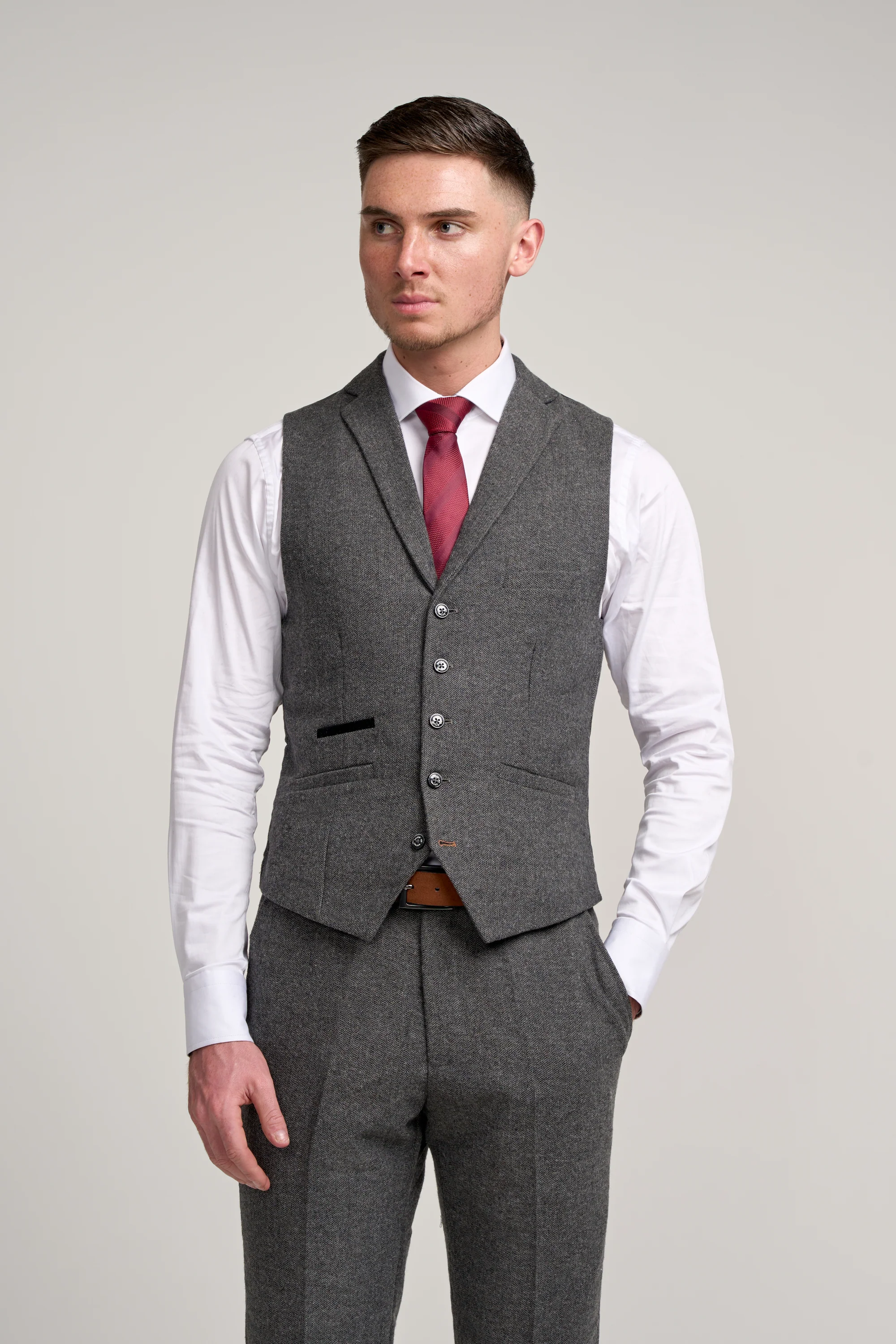 Cosmo Grey Three Piece Suit - Image 8