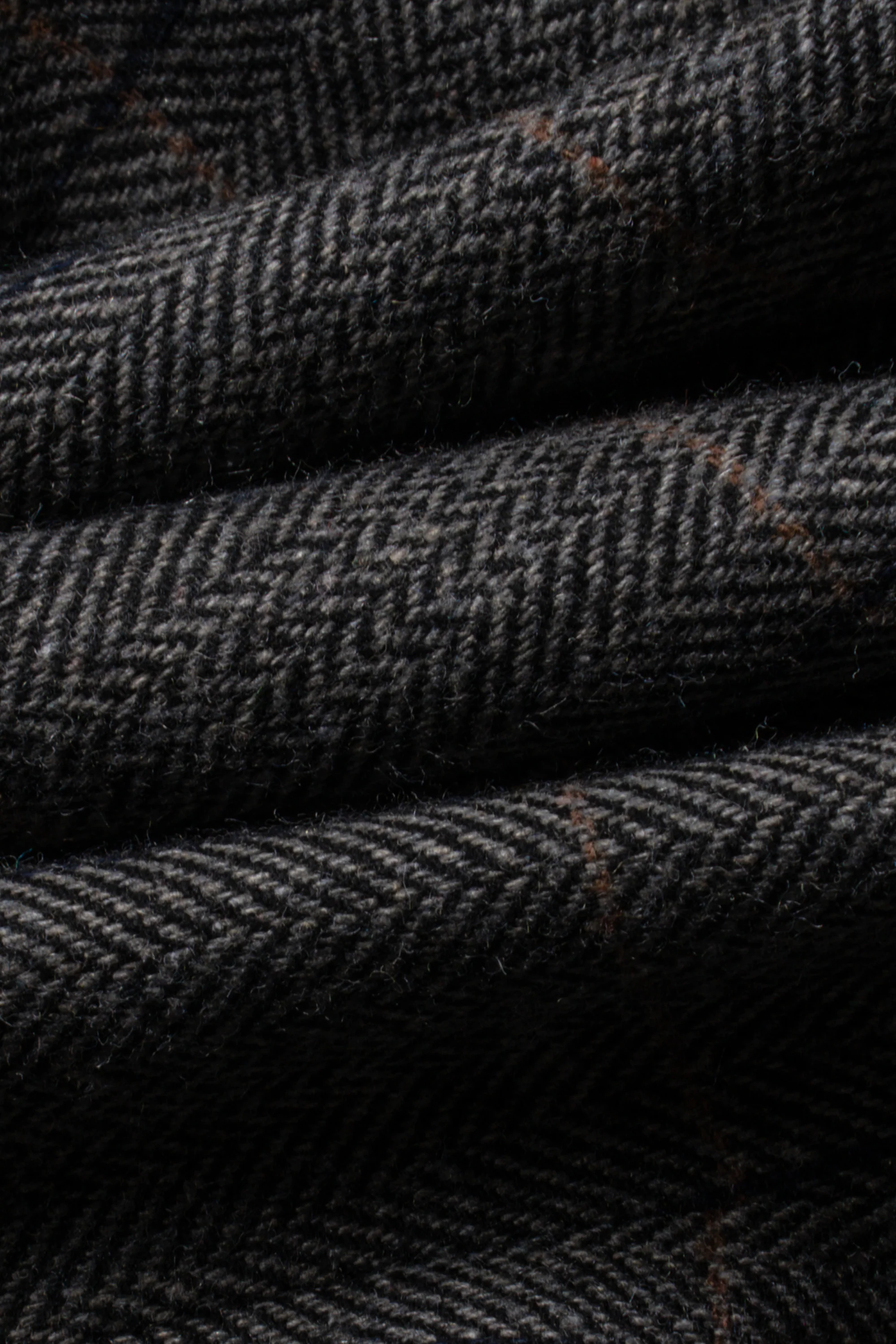 Grey Short Tweed Three Piece Suit - Image 10